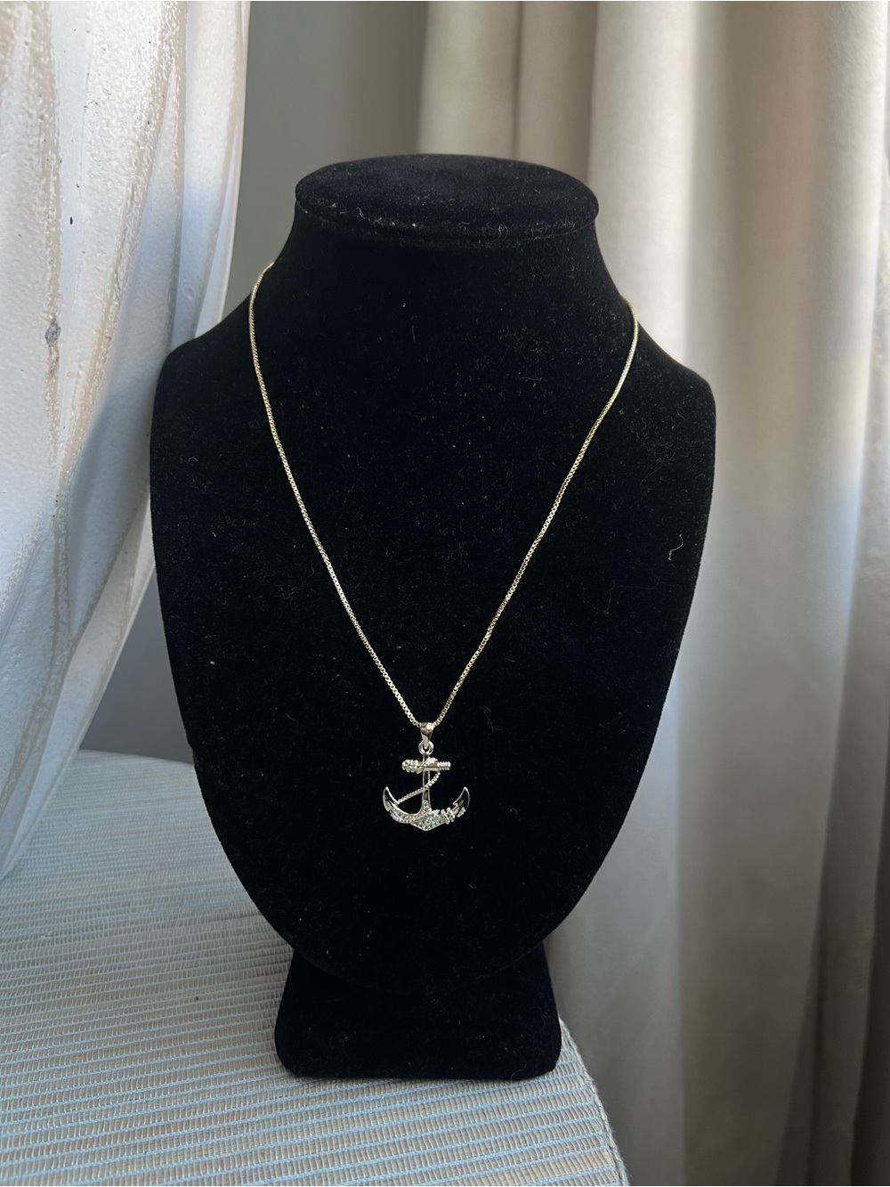 🩷- Gold Anchor Pendant Necklace